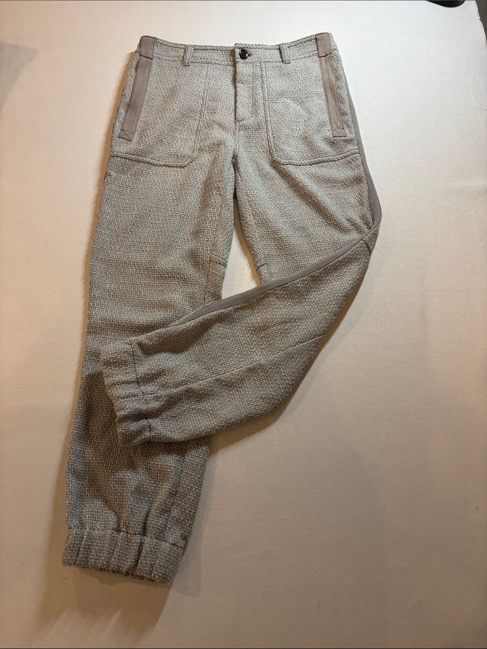 Maeve by Anthropology Women’s Light Gray Textured Tweed Jogger Pants. Size 10